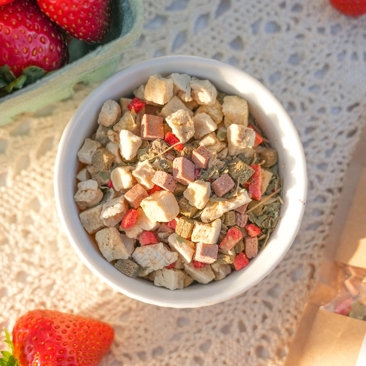 Strawberry Matcha Mix – Little Beast Treats